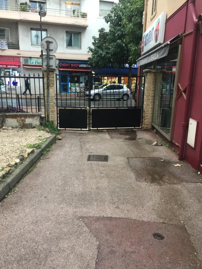 Cauvi - Antibes Centre, Wifi, Climatisation, 4 Personnes Apartman Kültér fotó